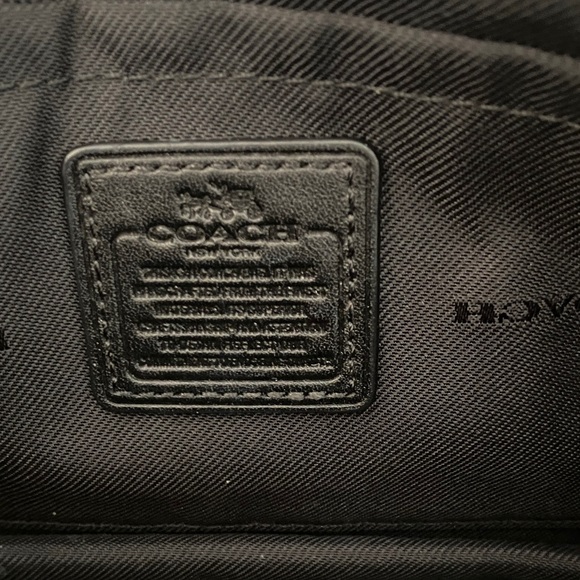 Coach Noa Pop-up Messenger Pouch Black Pebbled Leather Crossbody Bag - Picture 2 of 13